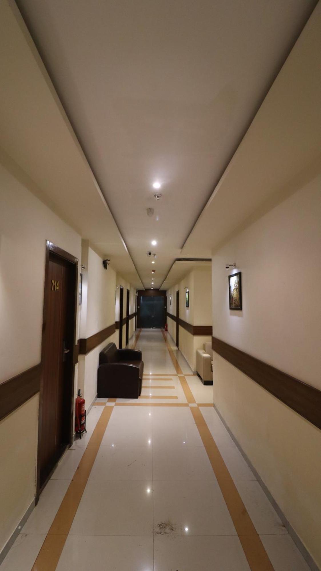 Hotel Bkc Garden - Near Us Embassy Bkc מומביי מראה חיצוני תמונה